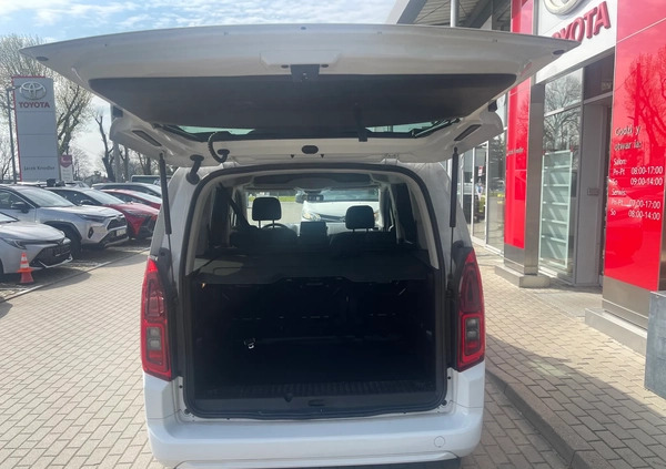 Toyota Proace City Verso cena 110000 przebieg: 17151, rok produkcji 2023 z Sierpc małe 137